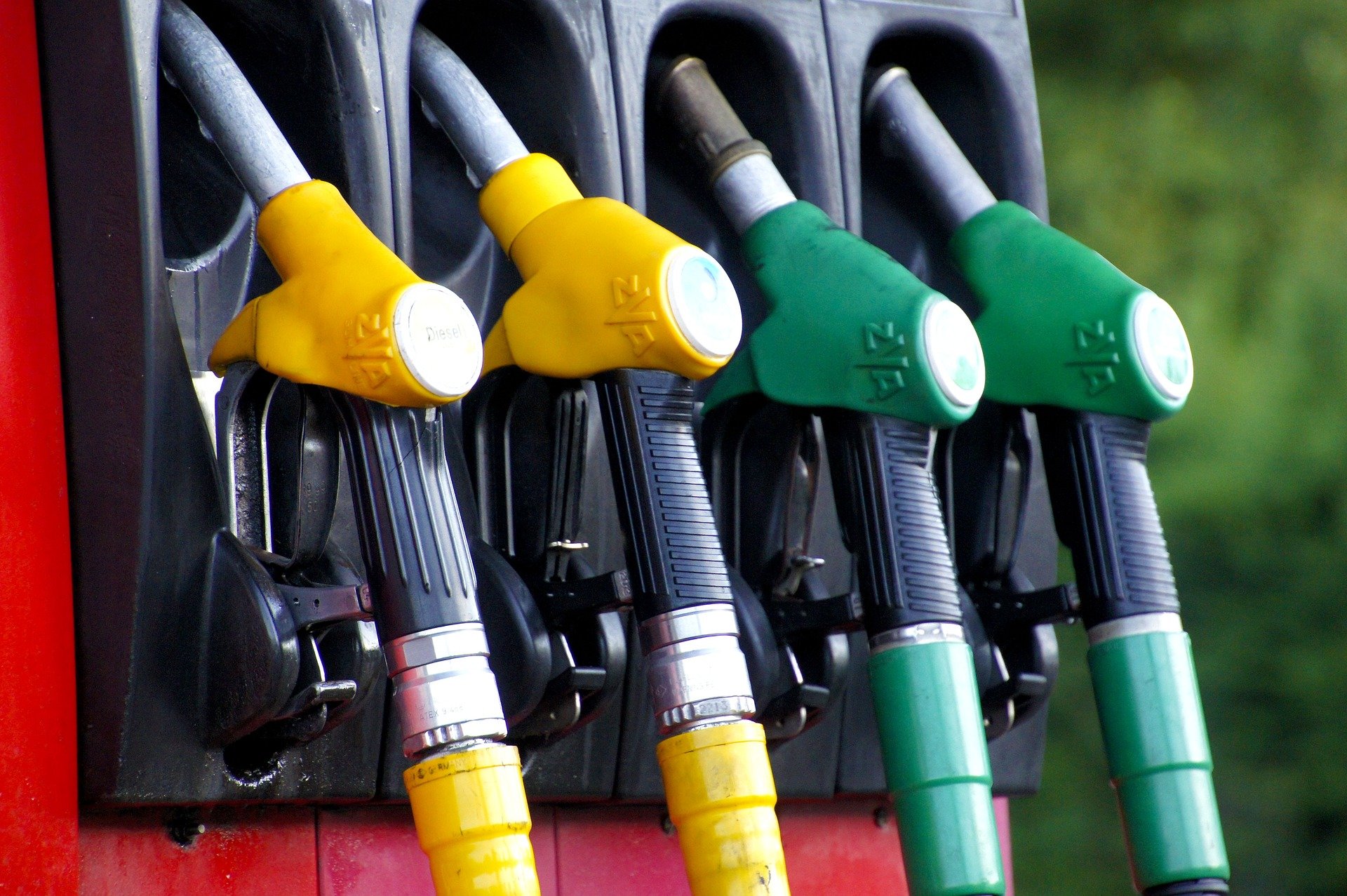 Com estalviar gasolina en el cotxe en els trajectes diaris amb uns senzills trucs
