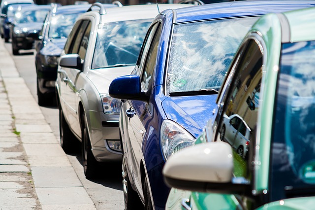 La subida de los combustibles lleva la mirada del consumidor a los coches eléctricos y crece el interés por ellos