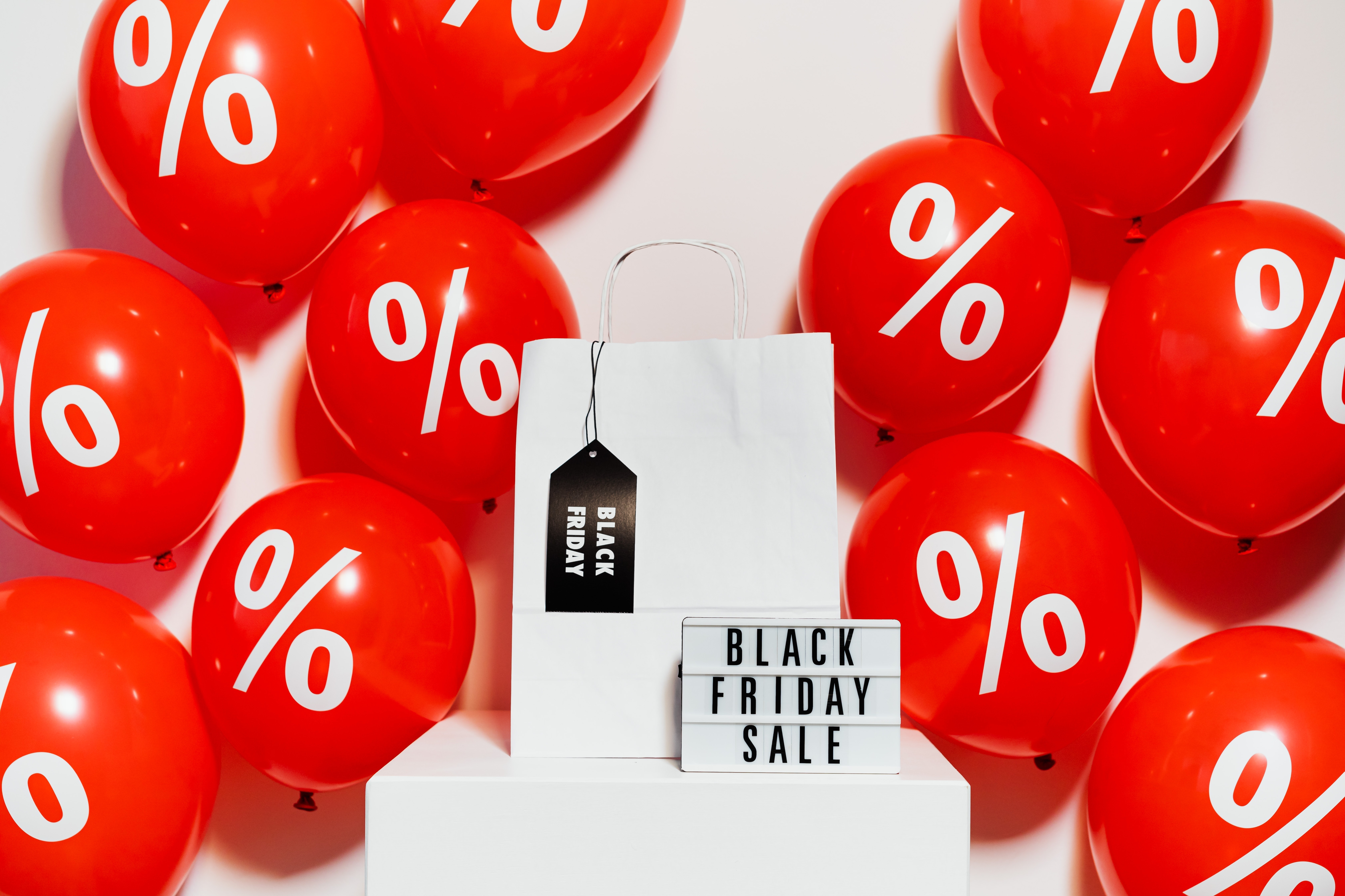 Controlar el precio de los productos, planificar y comparar con otros comercios: consejos para comprar en Black Friday