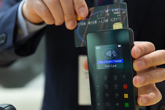 Tarjetas de crédito: ¿qué tipo conviene más contratar según tus ahorros?