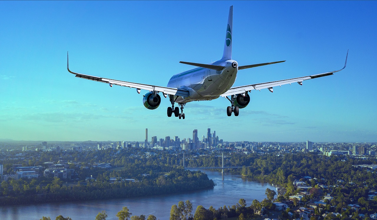 Consum obri expedient a diverses aerolínies de baix cost per cobrar l'equipatge de mà
