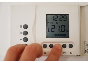 Cuatro consejos para reducir el consumo energético desde casa