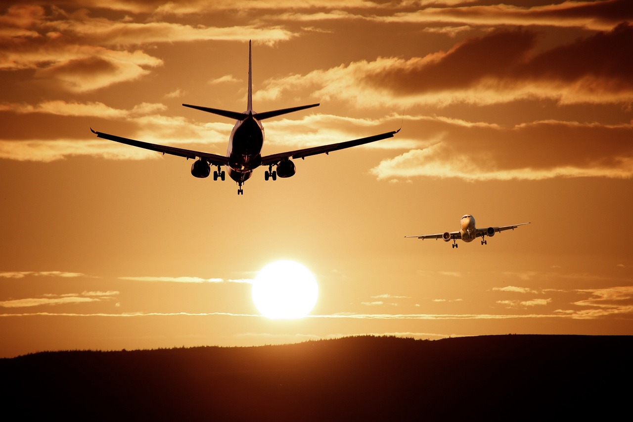 La Asociación Española de Consumidores critica a las aerolíneas por cobrar hasta 732 euros por volar desde Marrakech