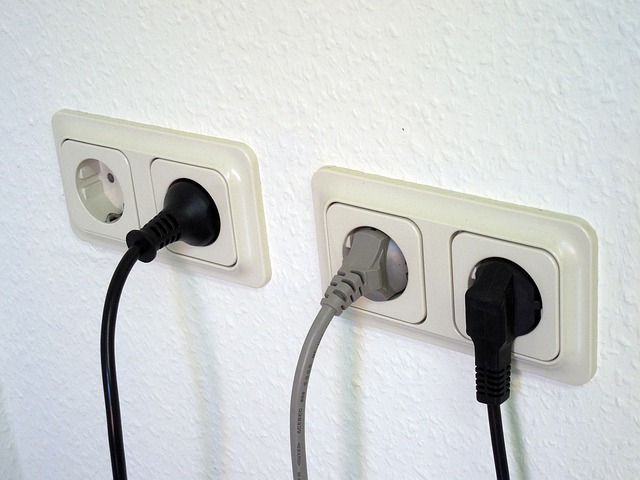 7 de cada 10 españois están a malgastar na súa factura da luz e así se podería remediar