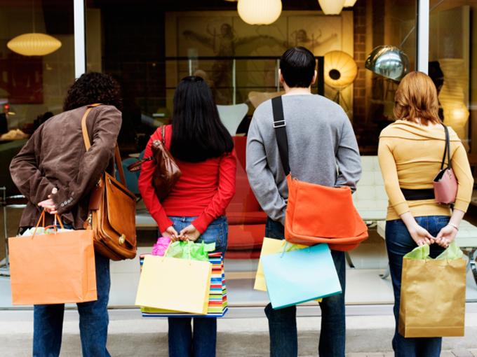 ‘En el ojo del huracán’: la OCU revela las empresas que peor atención al cliente tienen
